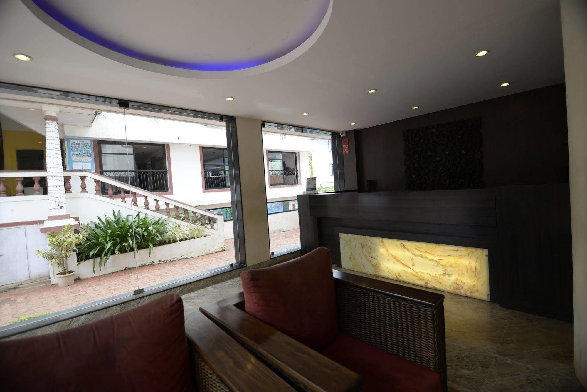 Sunkissed Plaza Hotel กาลังกูติ ภายนอก รูปภาพ