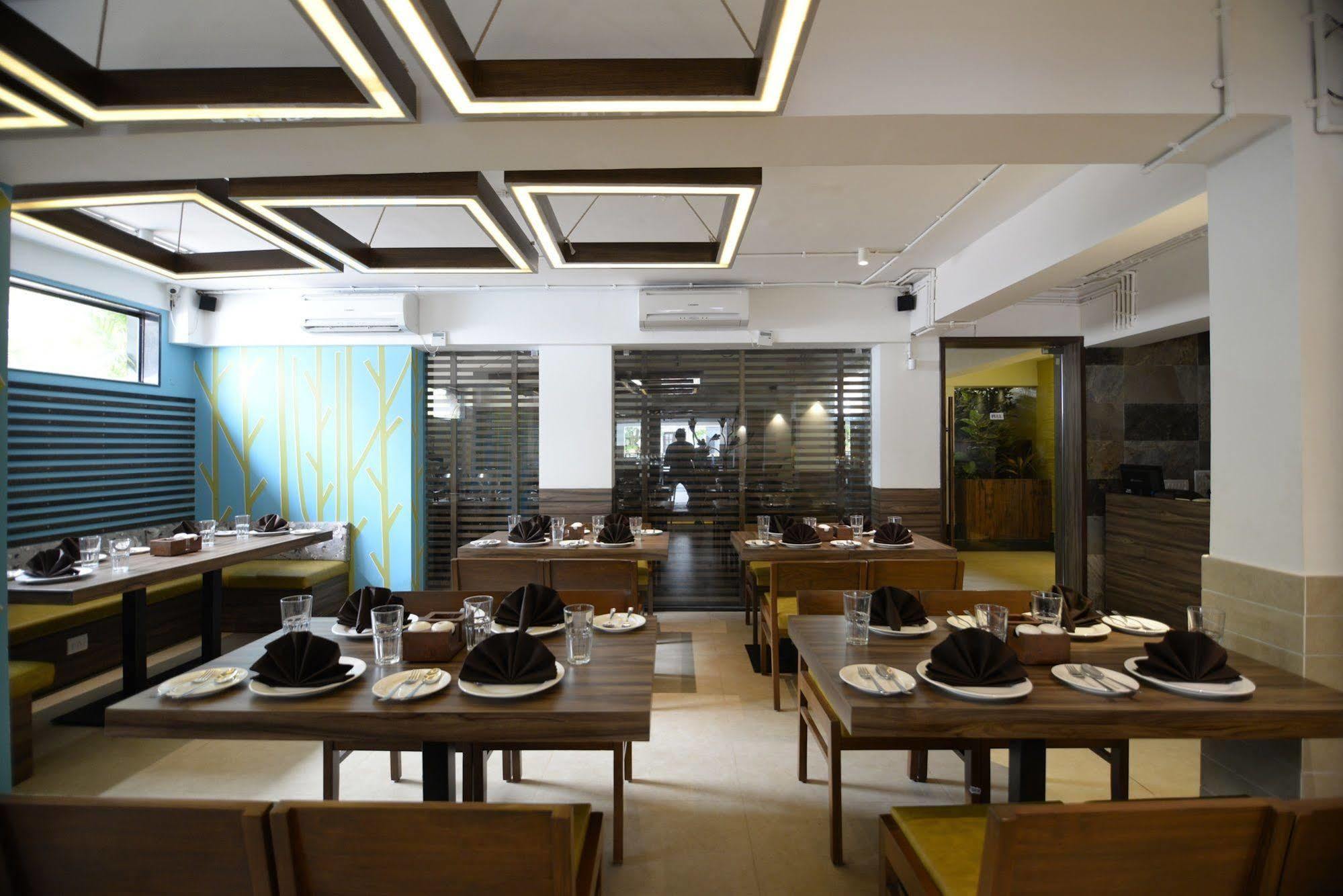 Sunkissed Plaza Hotel กาลังกูติ ภายนอก รูปภาพ